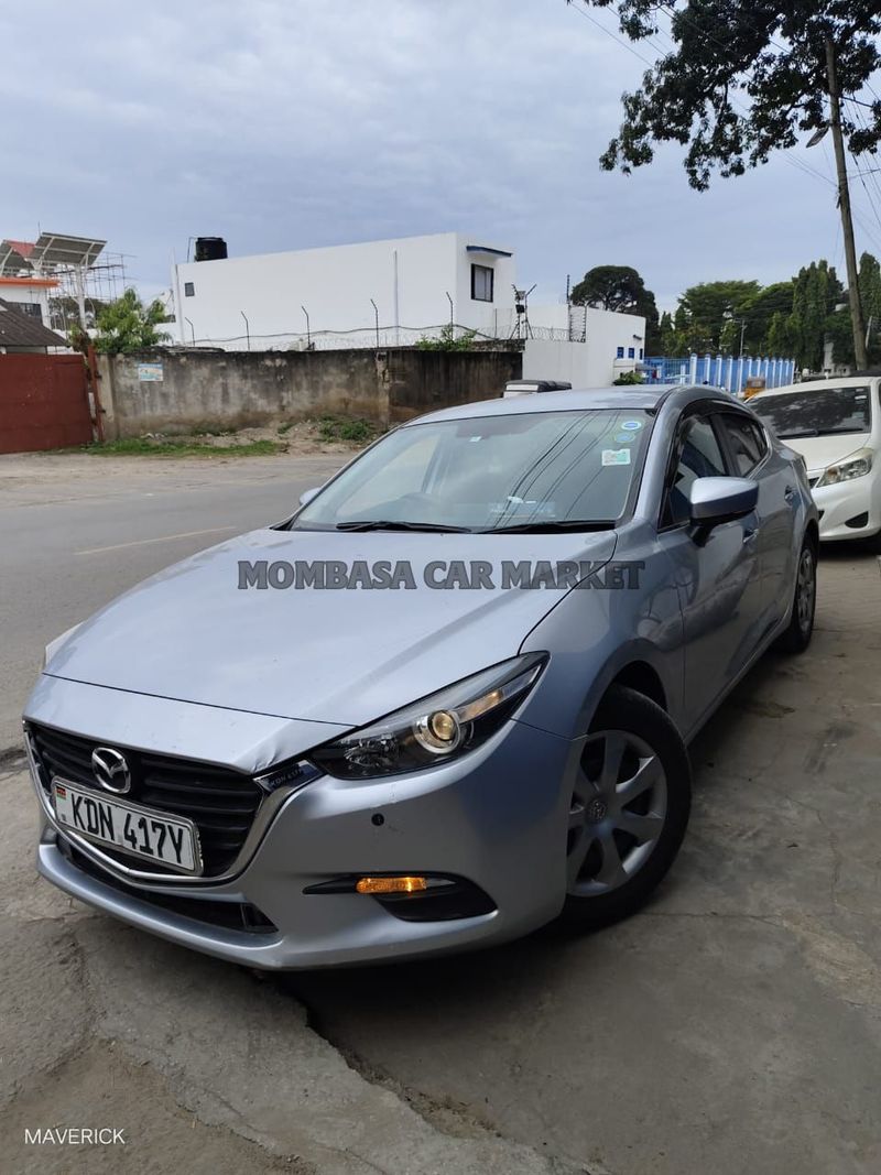 Mazda Axela