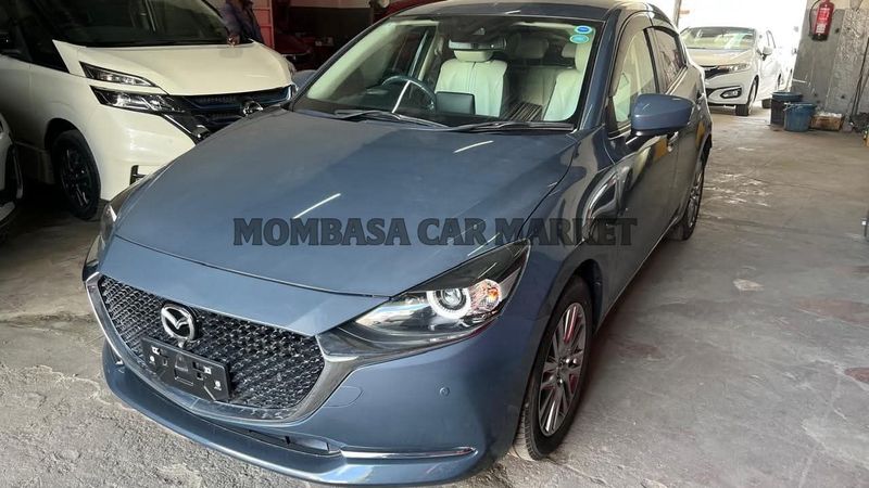 Mazda 2