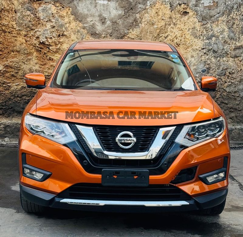 Nissan X-TRAIL 20X