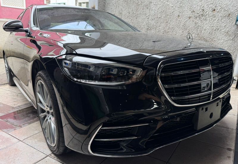 Mercedes Benz S500