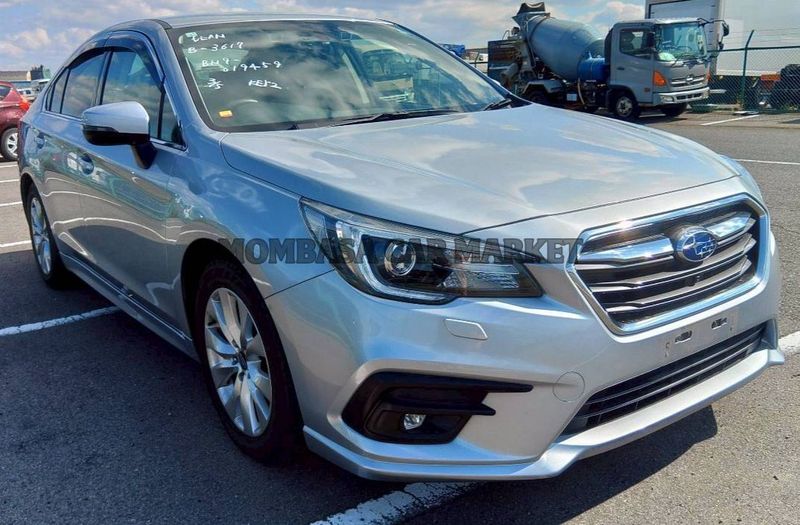 Subaru LEGACY B4