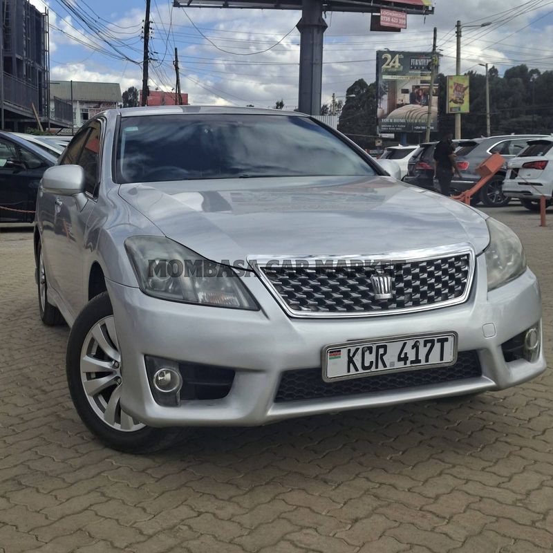 Toyota Crown Athlete
