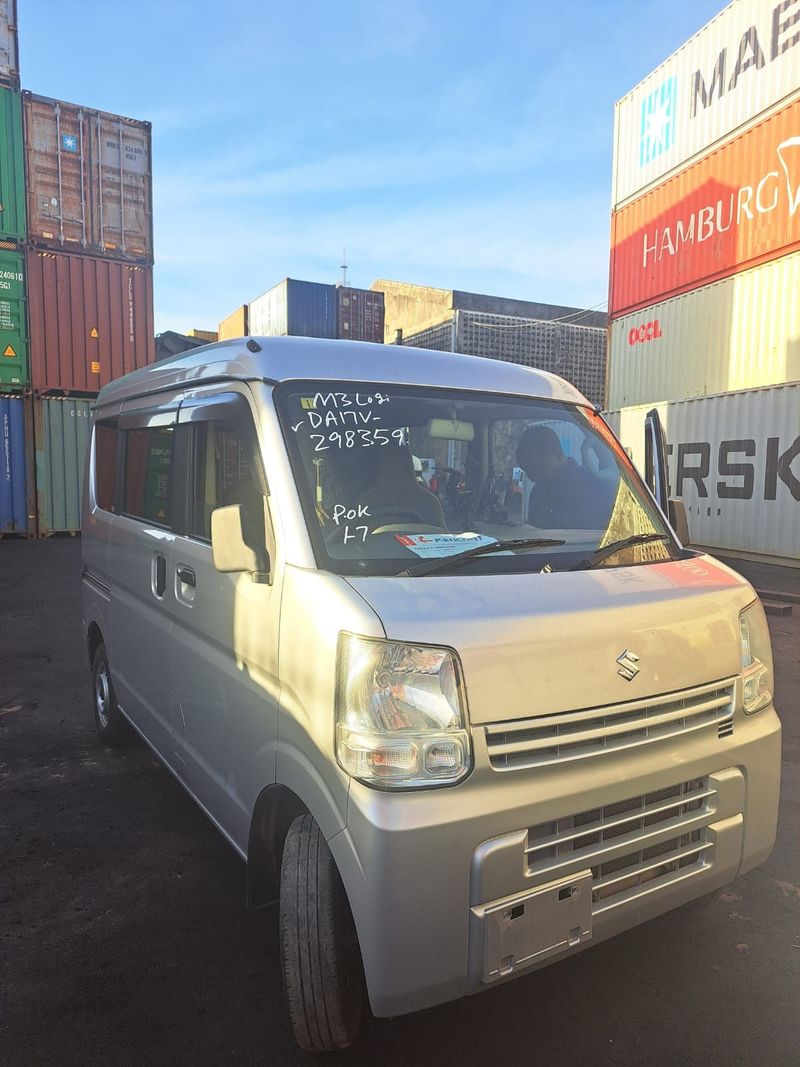 Suzuki Every van