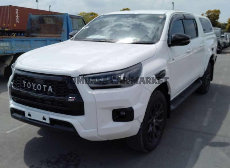 Toyota Hilux GR