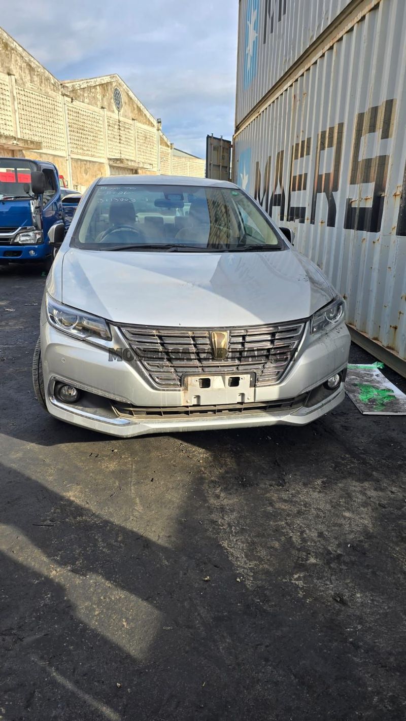 Toyota Premio 260