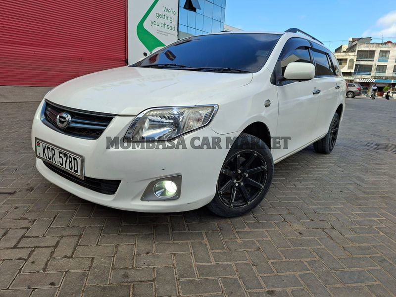 Toyota Fielder