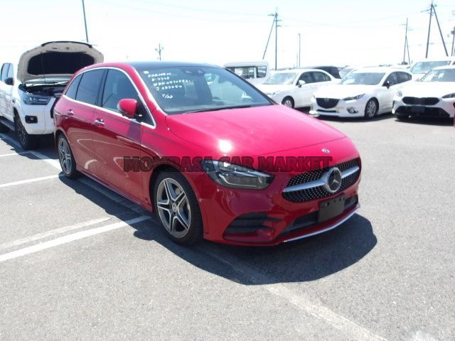 Mercedes B180