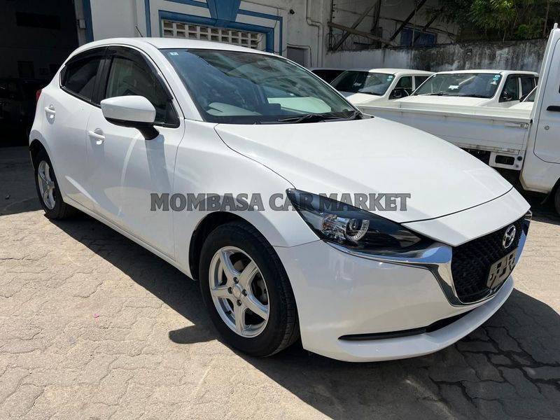 Mazda Mazda 2