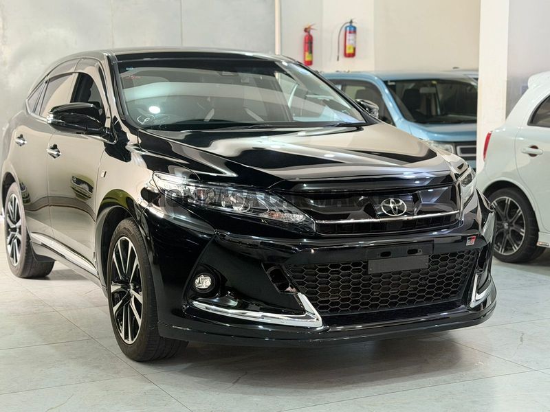 Toyota Harrier GR