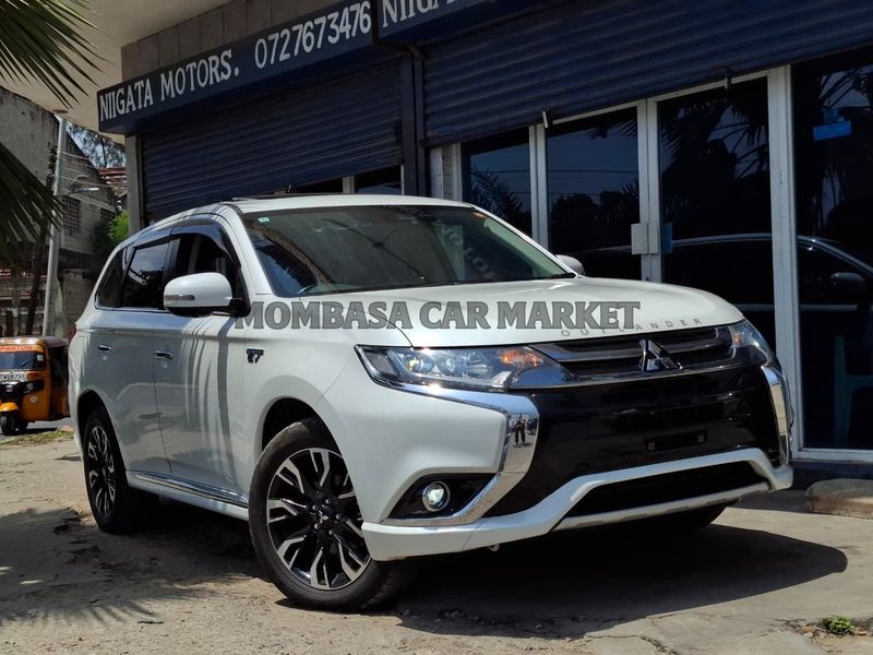 Mitsubishi OUTLANDER PHEV