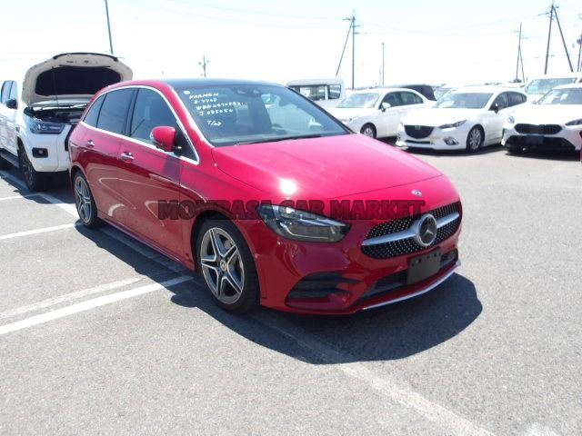 Mercedes B180