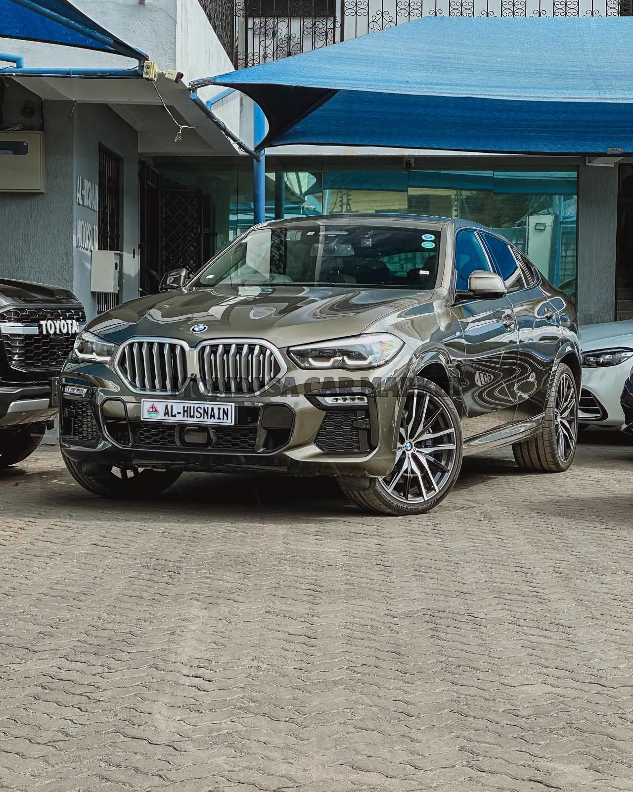 BMW X6 (xDrive 50i M Sport)