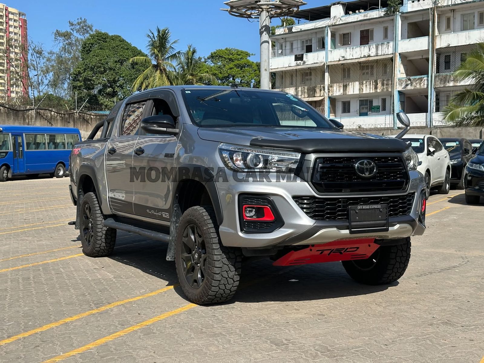 Toyota Hilux Z Black Rally Edition