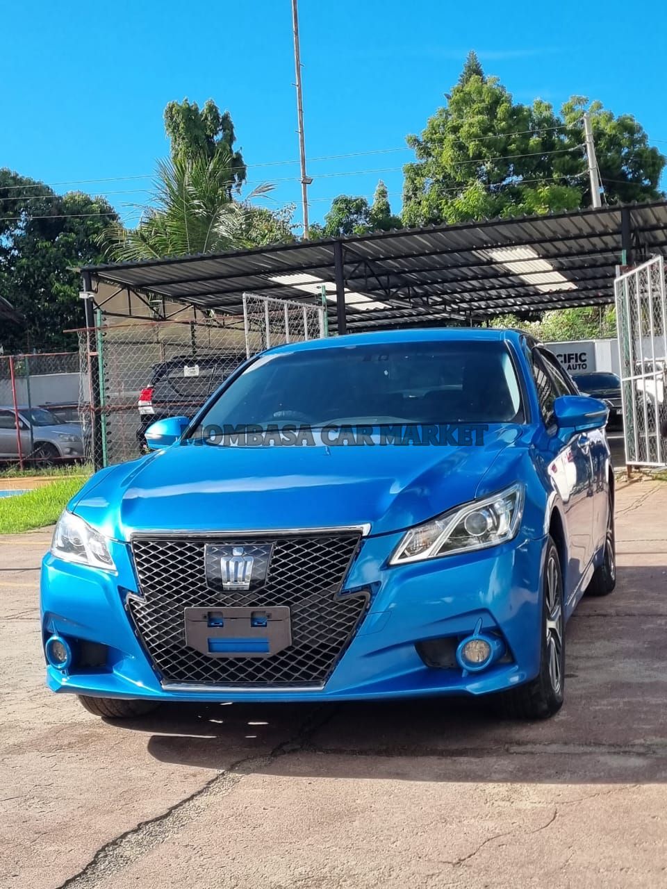 Toyota Crown Athlete