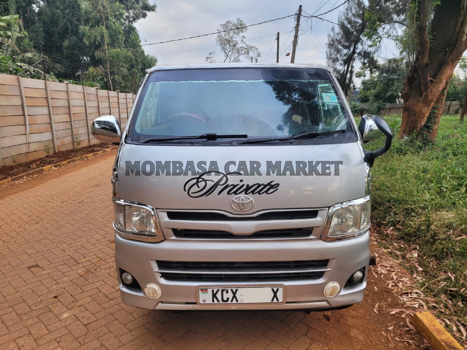 Toyota hiace