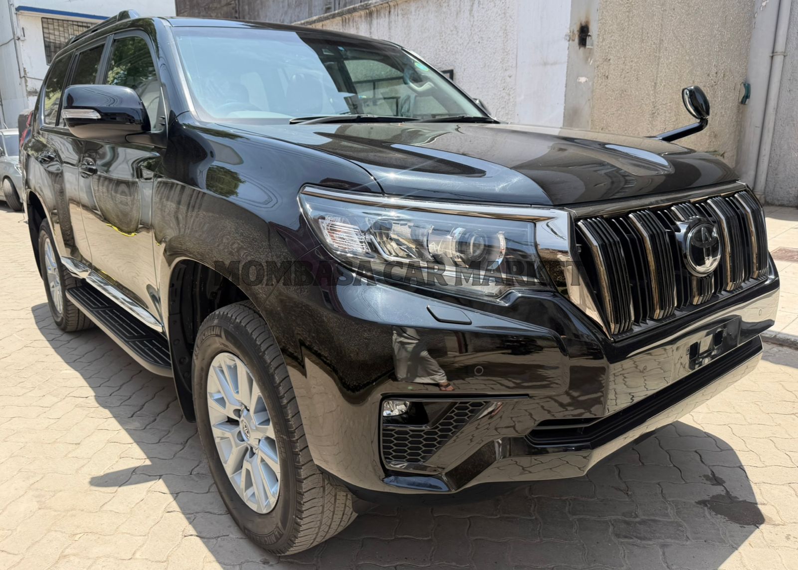 Toyota PRADO TX-L 70 ANNIVERSARY EDITION