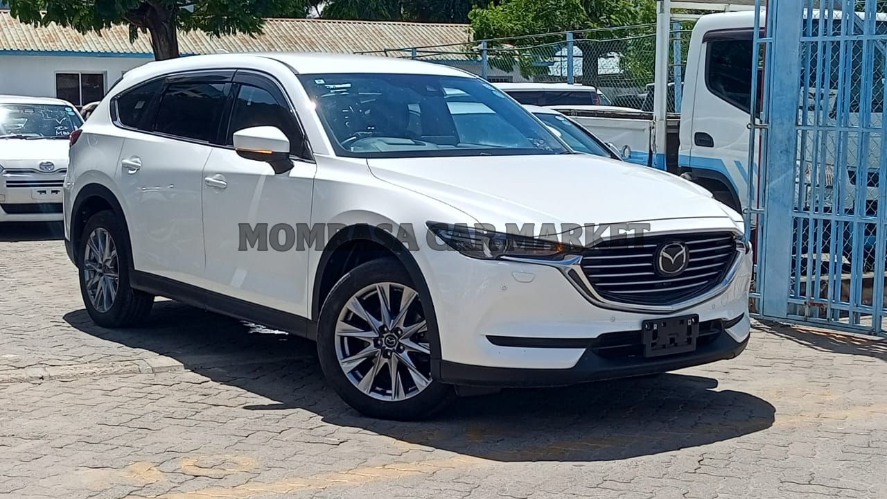 Mazda Cx8