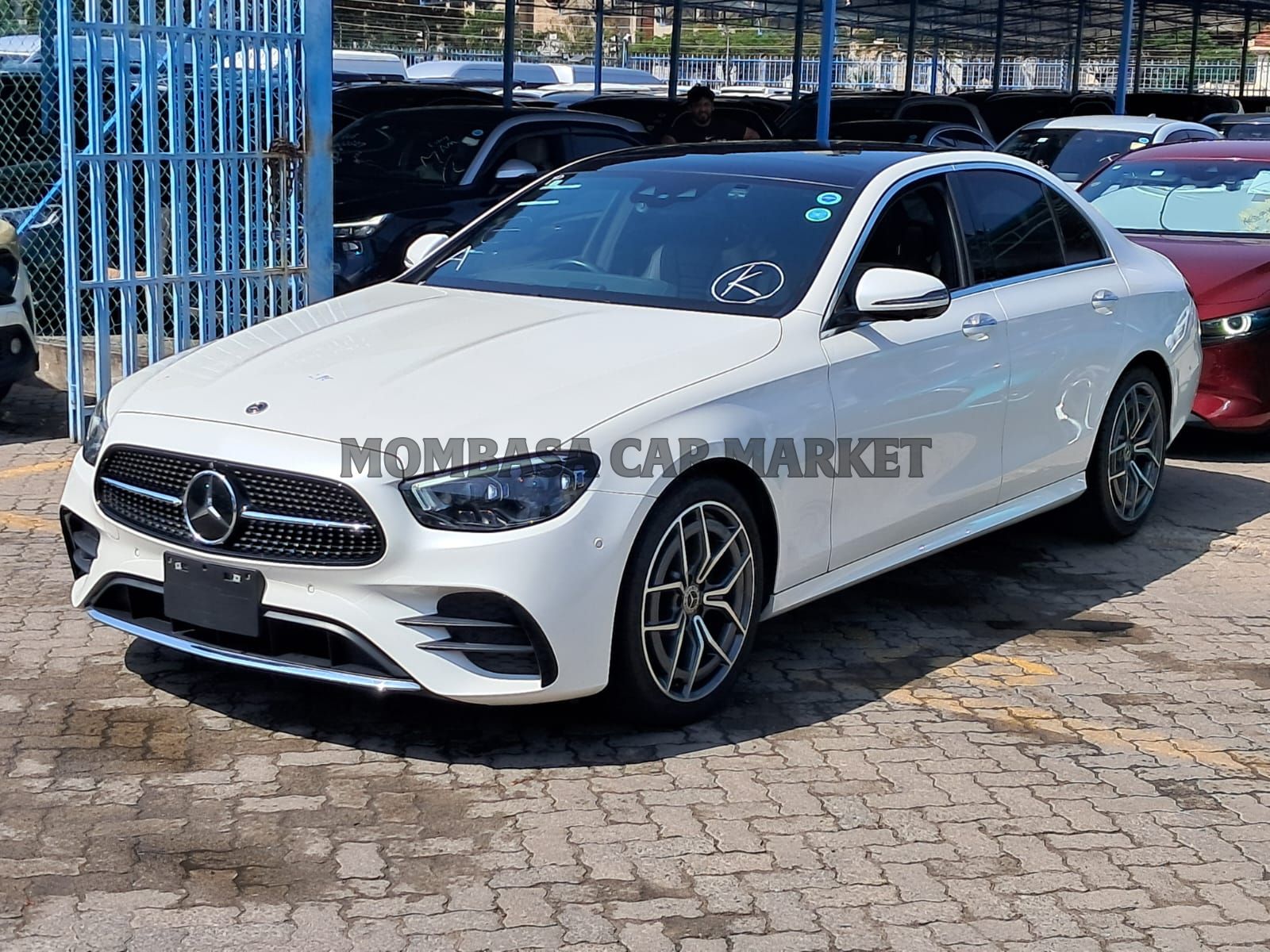 Mercedes E200