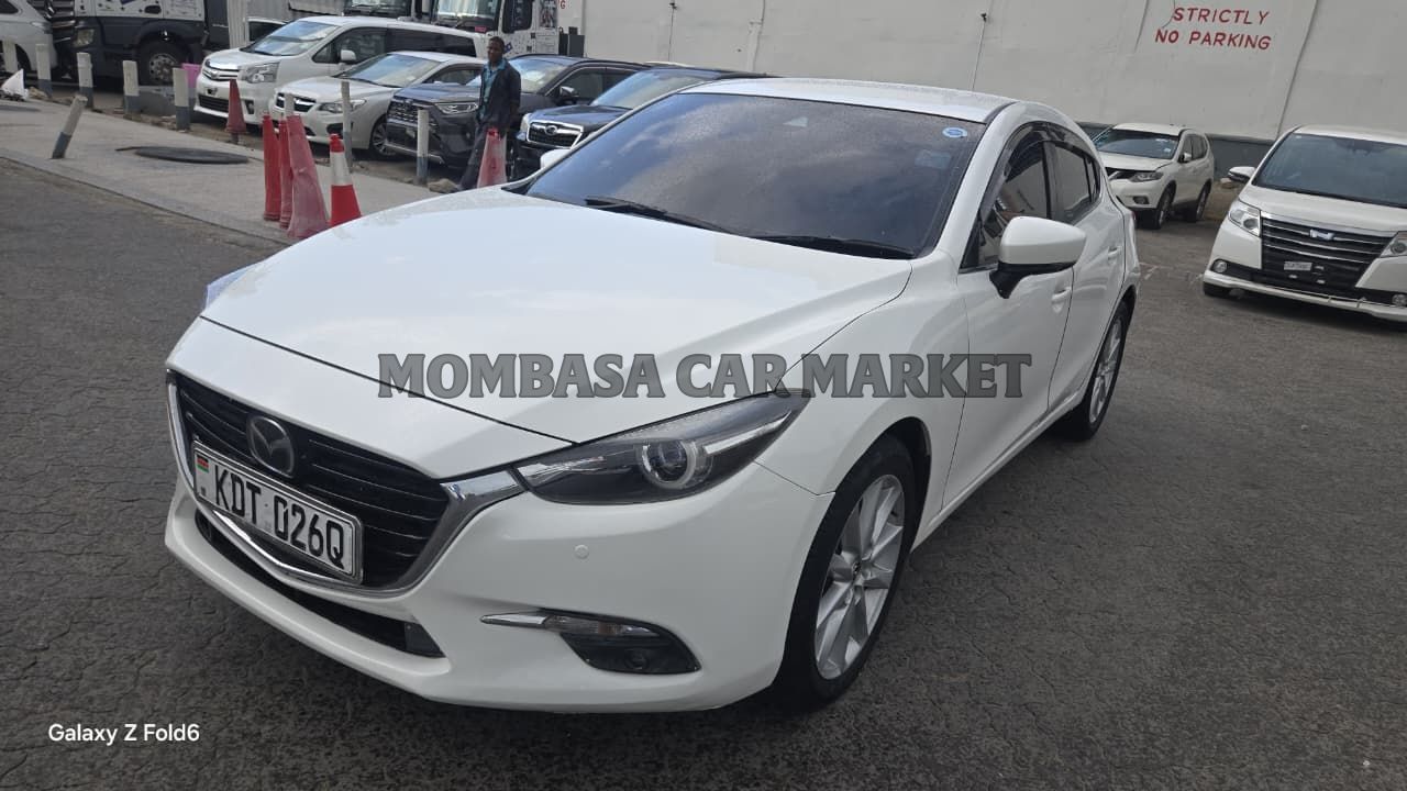 Mazda Axela