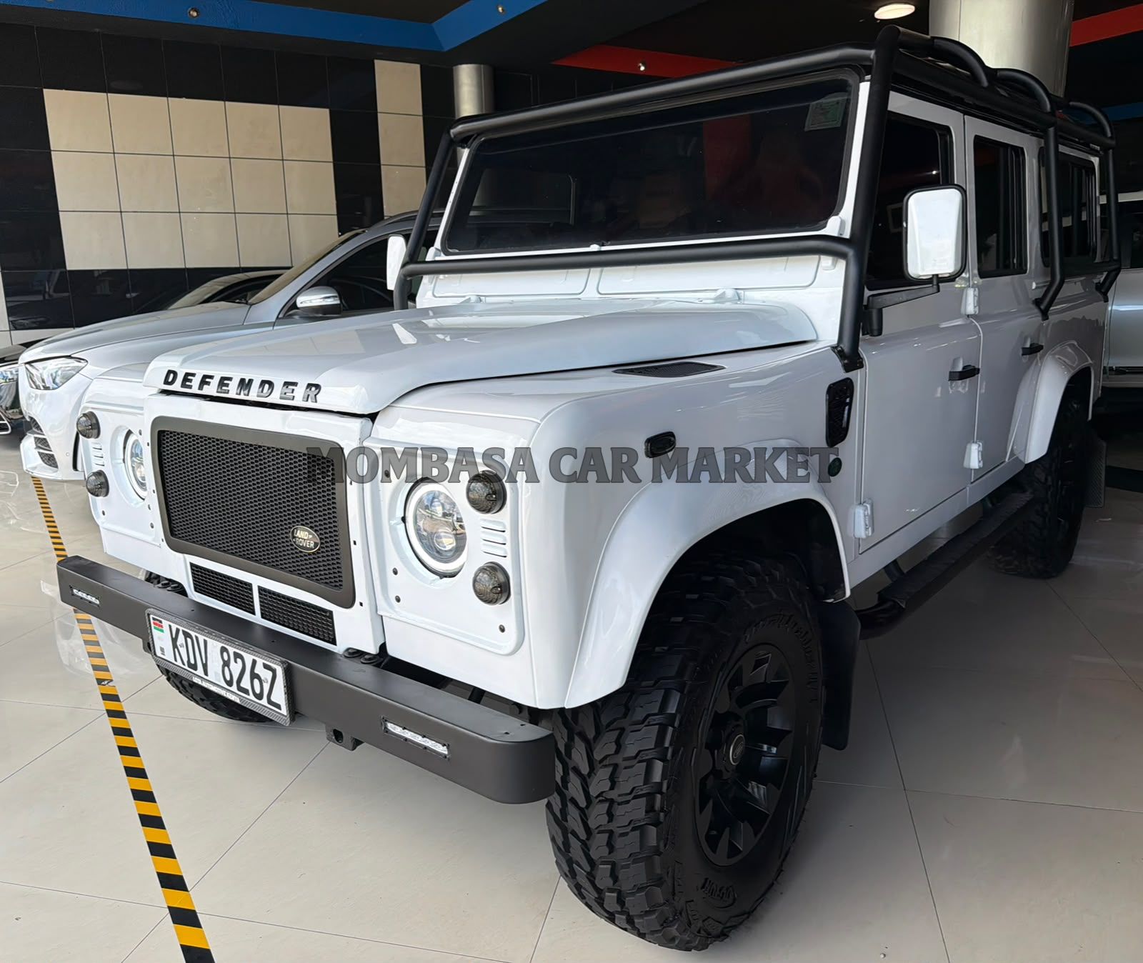 Land Rover DEFENDER