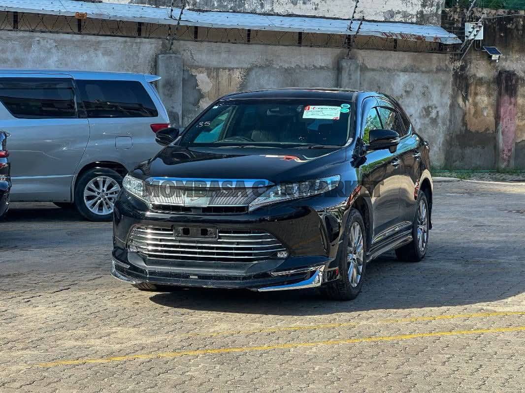 Toyota Harrier 2.0