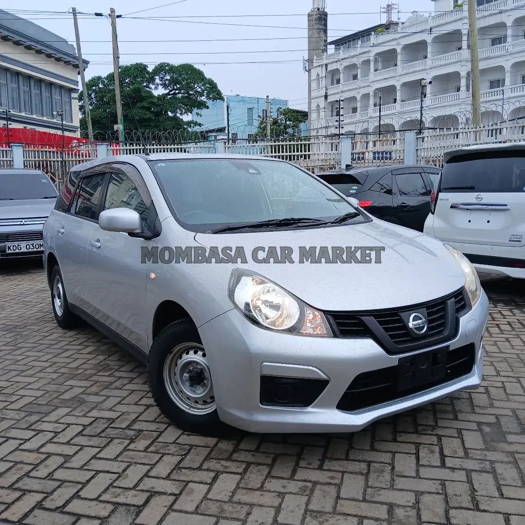 Nissan NV150AD LX PKG
