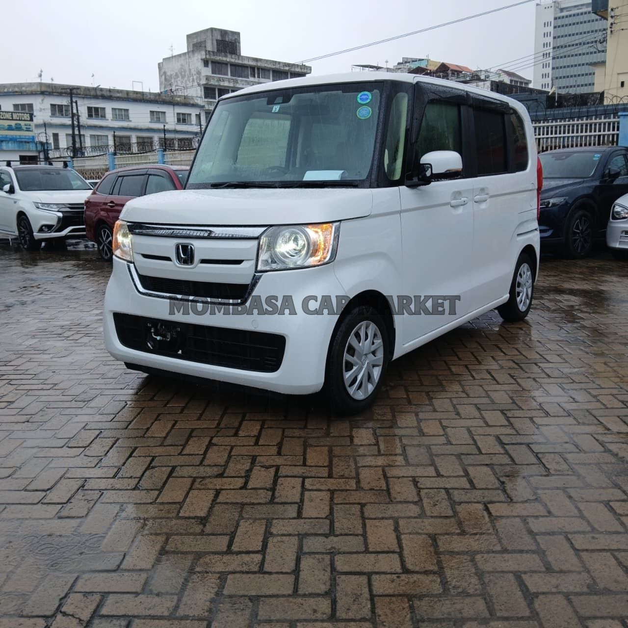 Honda N-Box G-L