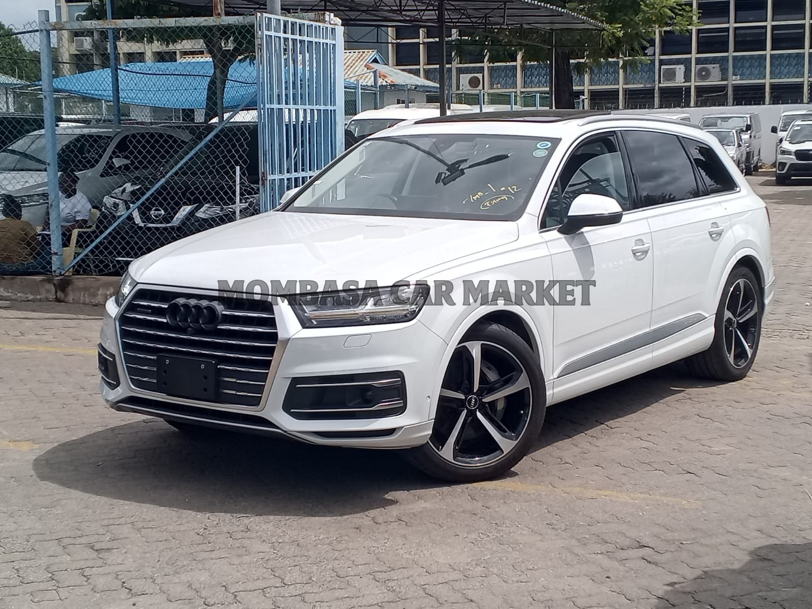 Audi Q7