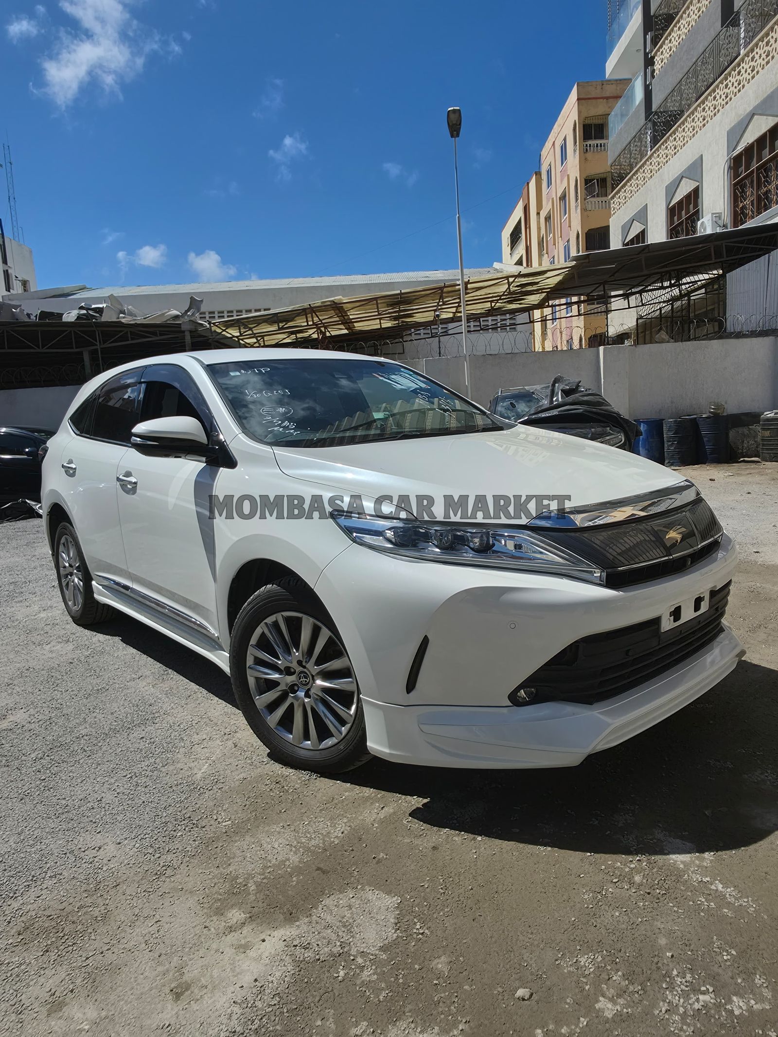 Toyota Harrier  Z premium