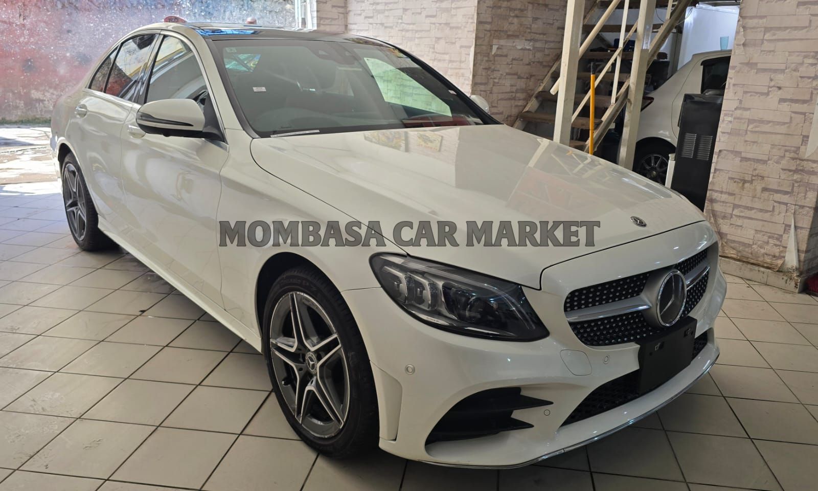 Mercedes C200