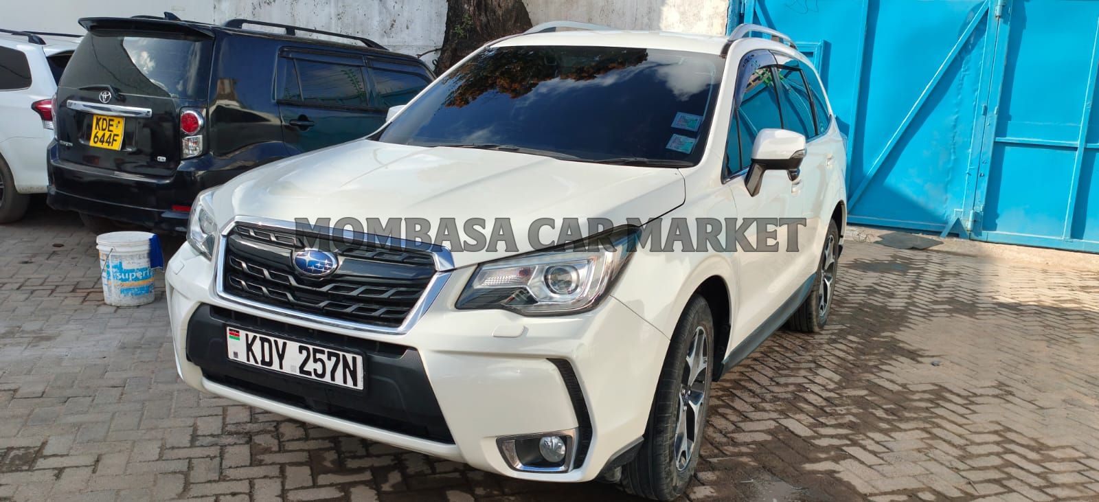 Subaru FORESTER