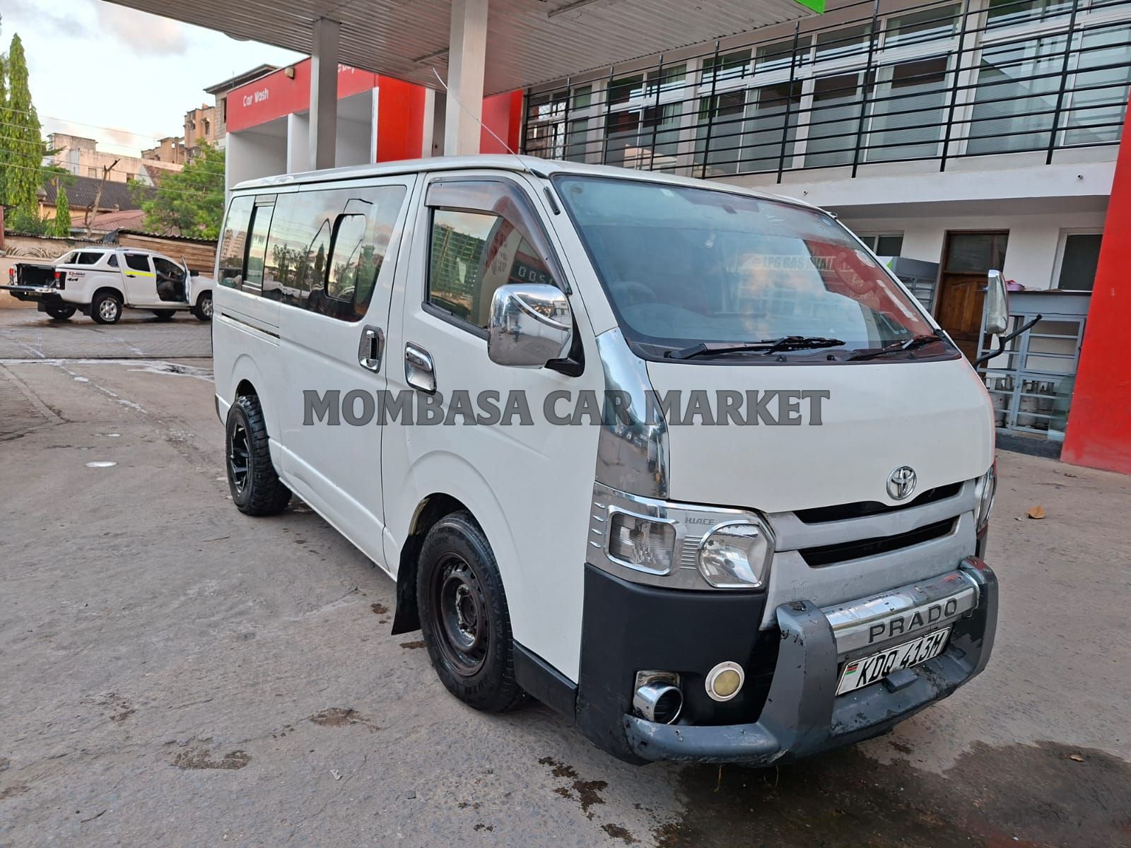 Toyota Hiace 7l