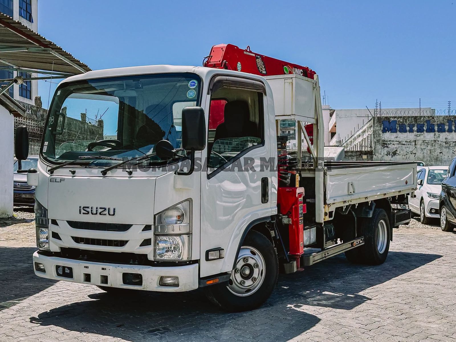 Isuzu Elf