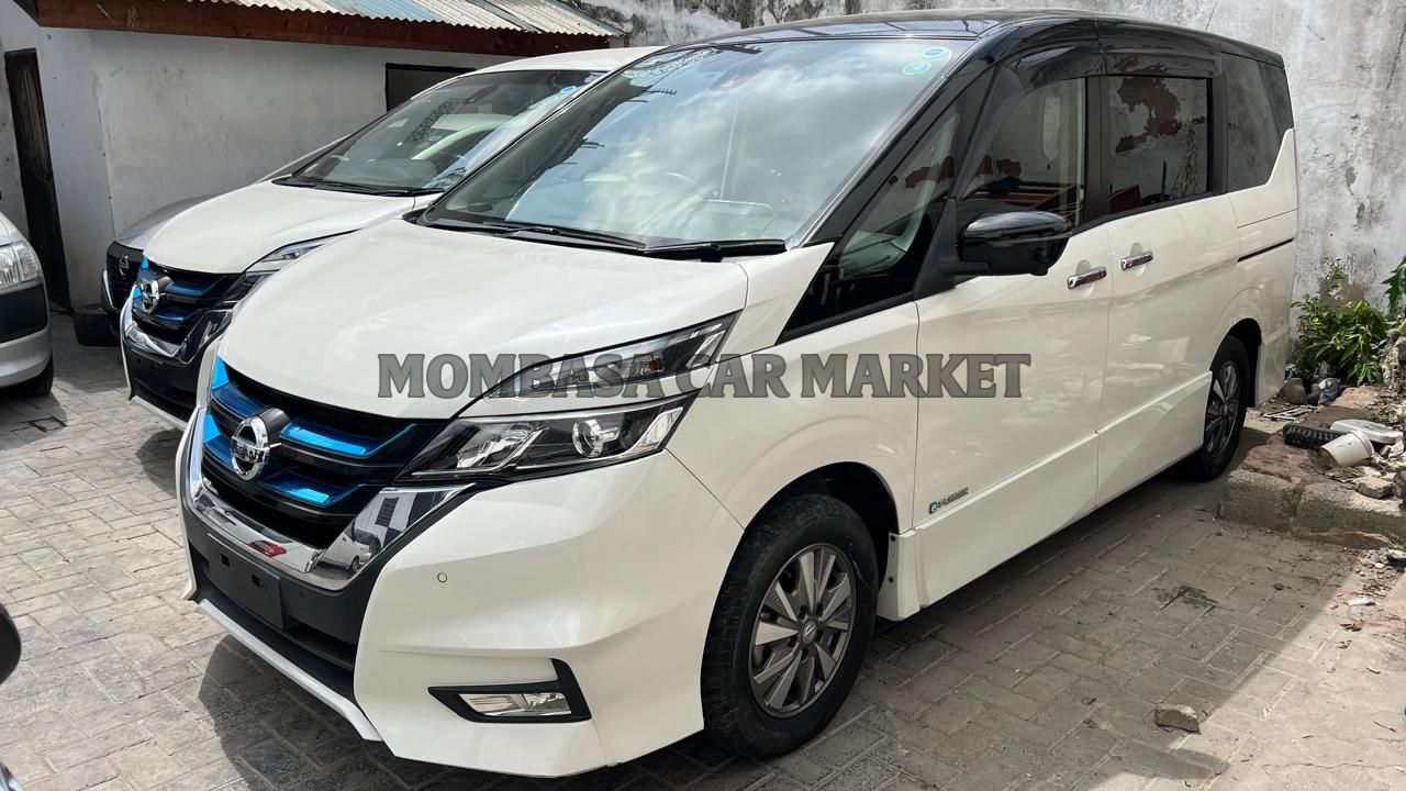 Nissan SERENA HIGHWAY STAR e-POWER