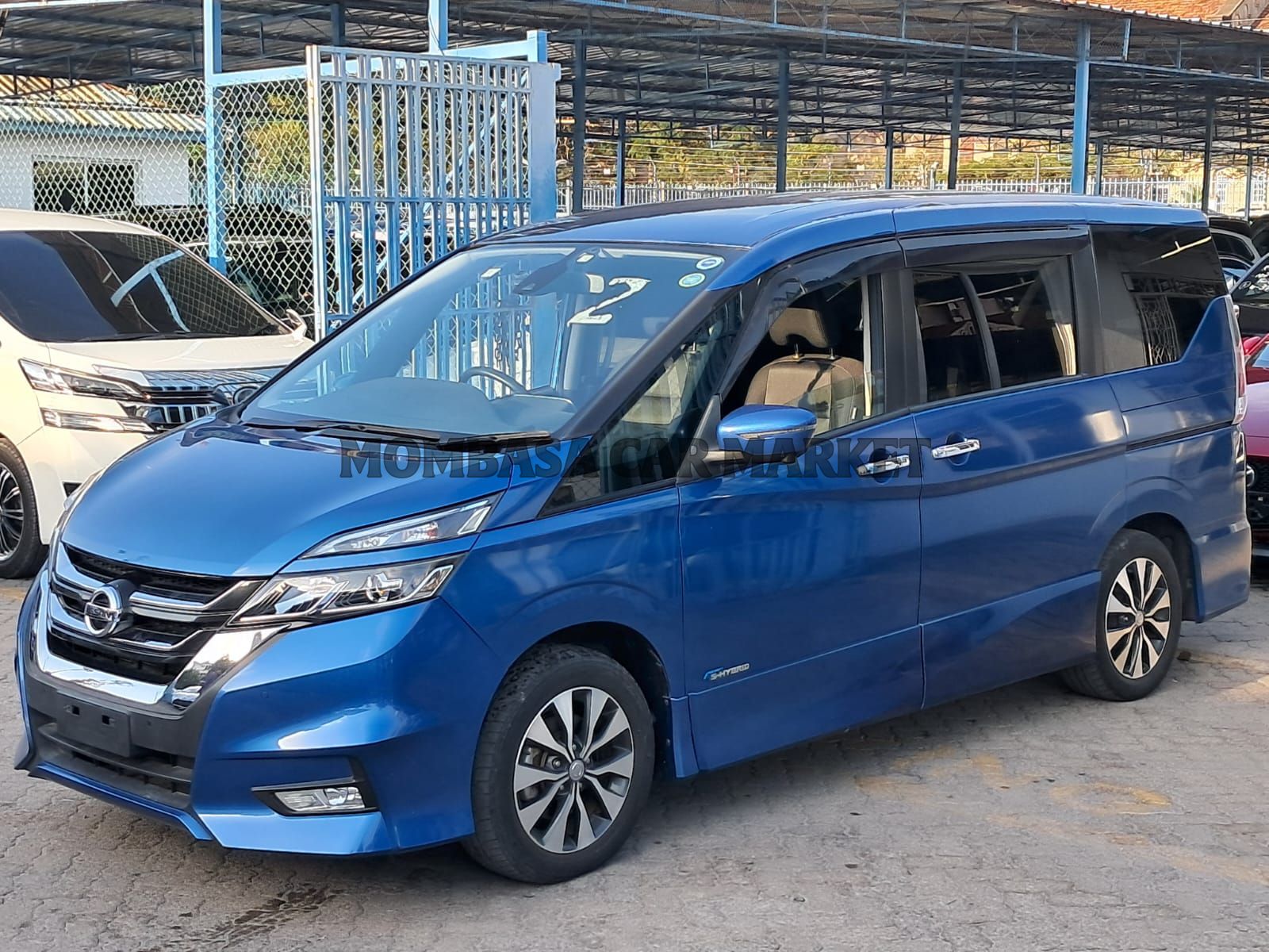 Nissan Serena sHybrid