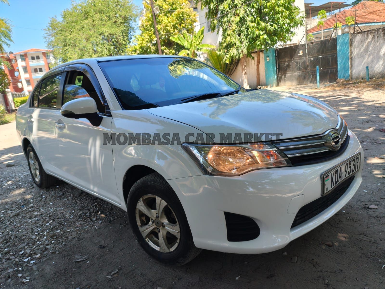 Toyota Axio NON Hybrid