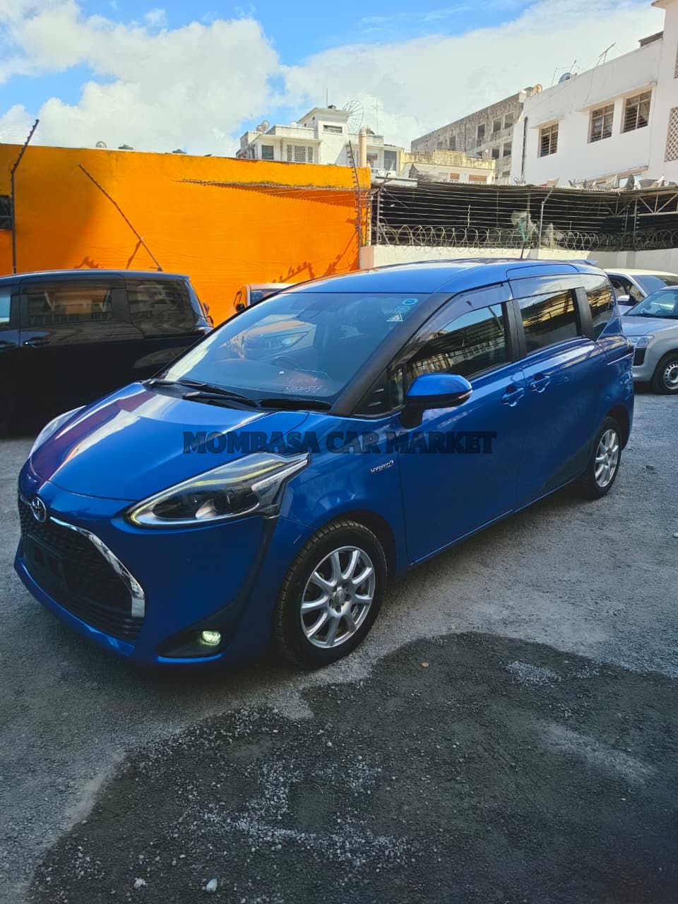 Toyota Sienta