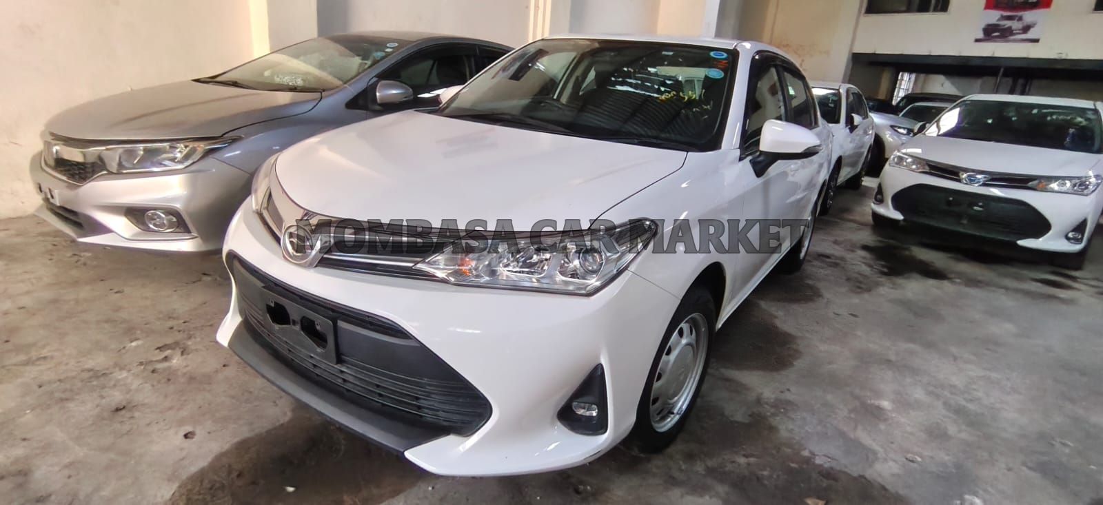 Toyota Axio NON Hybrid