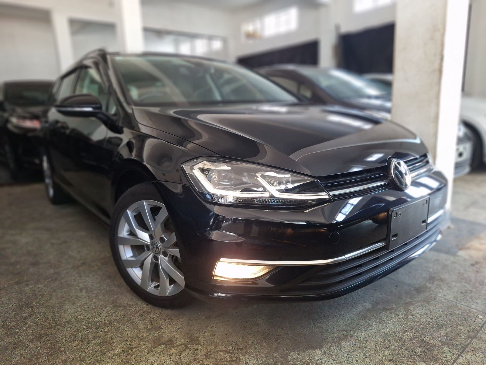 Volkswagen GOLF VARIANT TSI