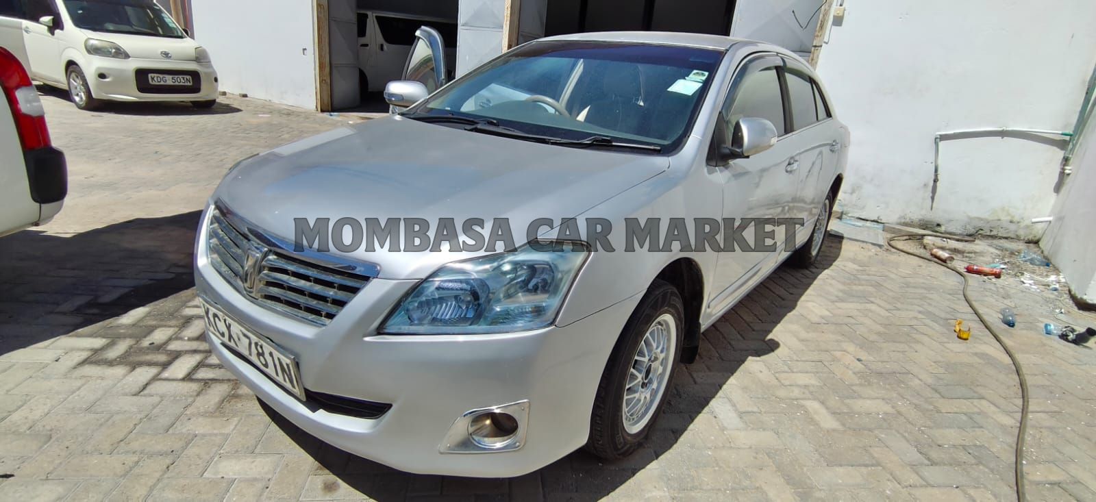 Toyota Premio 260