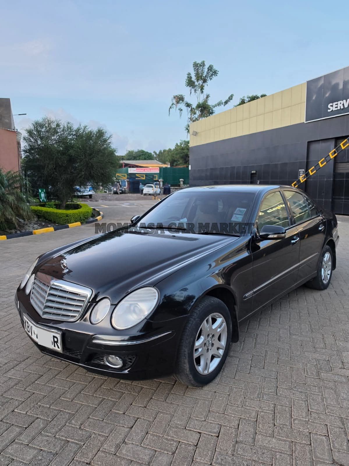 Mercedes BENZ E200 Kompressor