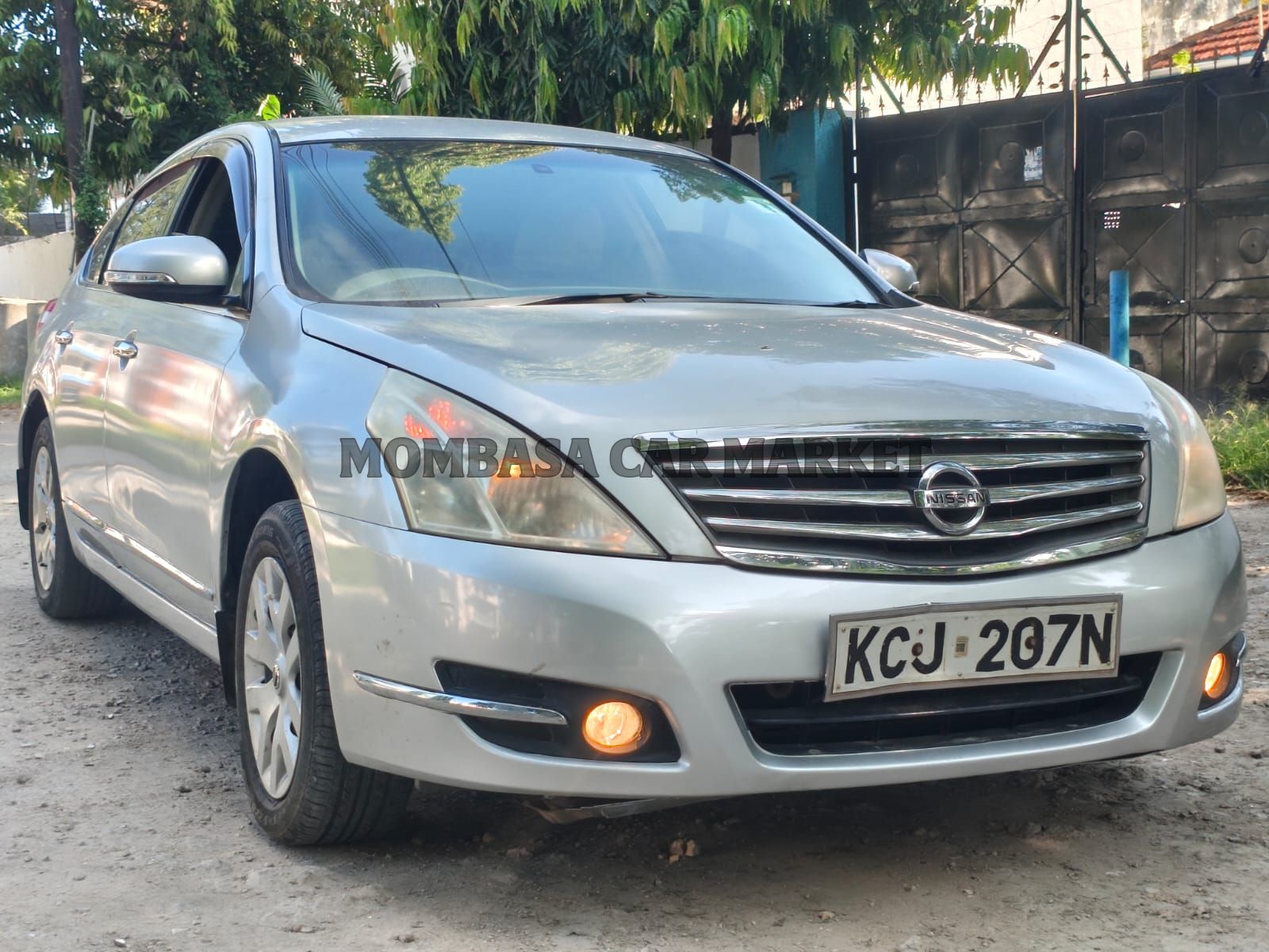 Nissan TEANA XV