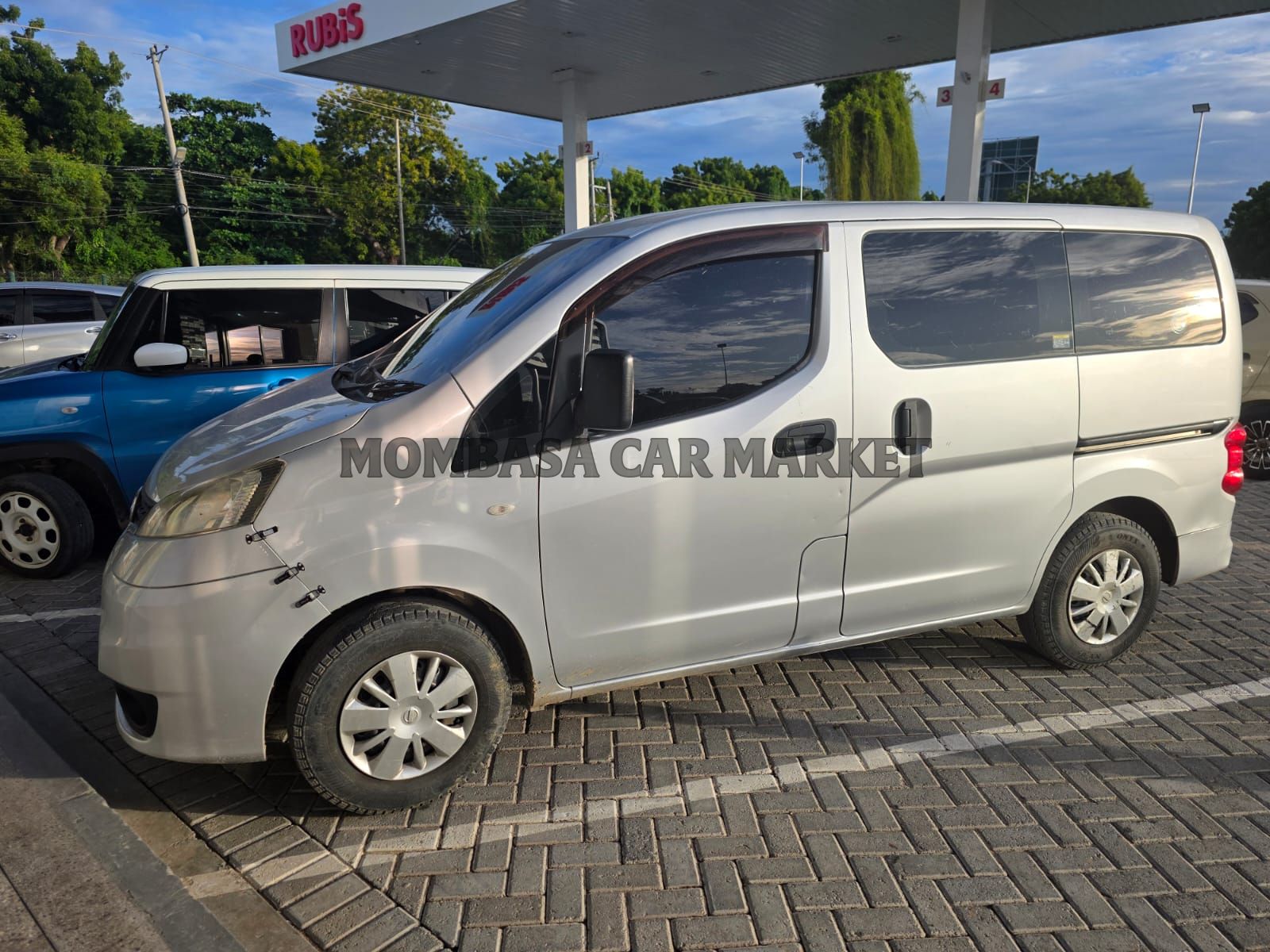 Nissan Nv200