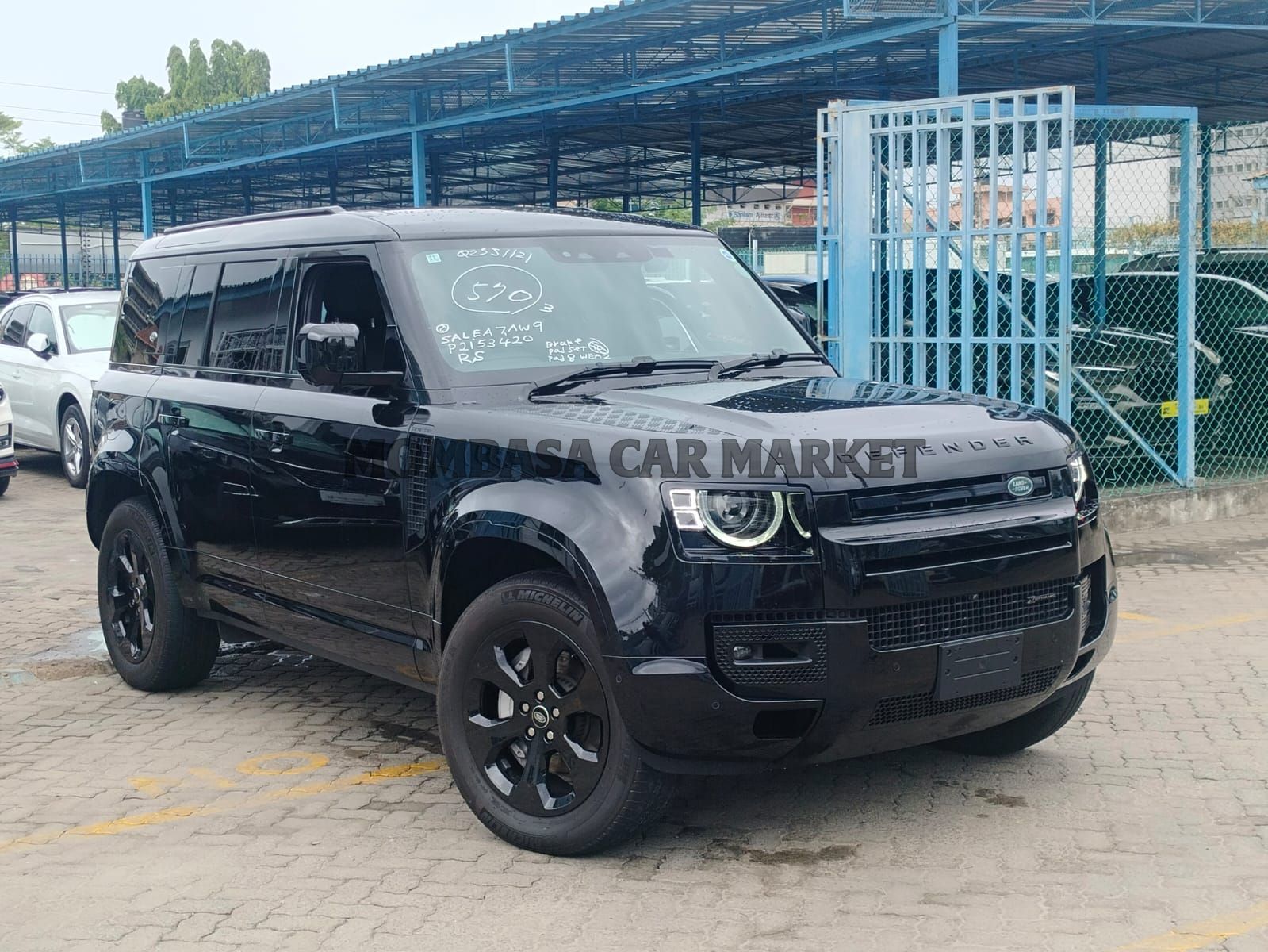 Land Rover DEFENDER 110s