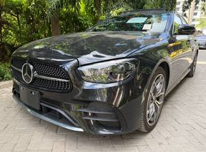 Mercedes E200