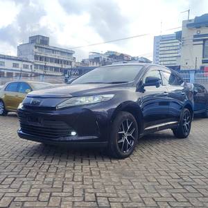Toyota Harrier Premium Style Package
