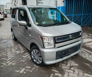 Suzuki Wagon R hybrid