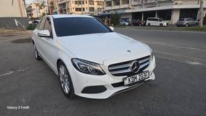 Mercedes Benz C200