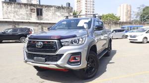 Toyota HILUX TRD