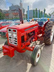 Tractor INTERNATIONAL BRAND